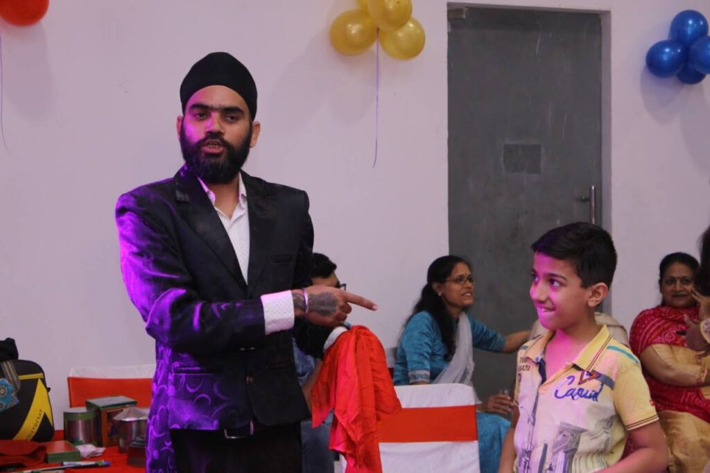 Magicians in Delhi NCR